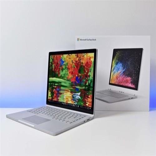 微软发布新笔记本电脑，售价1599美元起