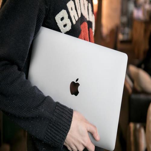 谁是轻薄本之王？MacBook×Surface对比评测！