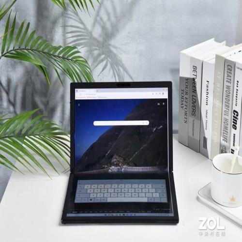 可折叠Macbook 2025年上市 实测折叠屏笔记本真实体验究竟有何与众不同？