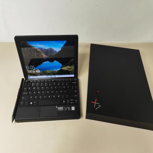 ThinkPad X1 Fold全球首款可折叠个人笔记本上手了