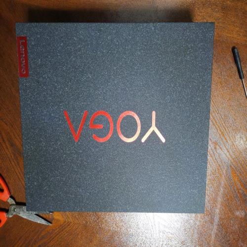 联想YogaDuet 13英寸板笔记本电脑，重量1.45kg便携用