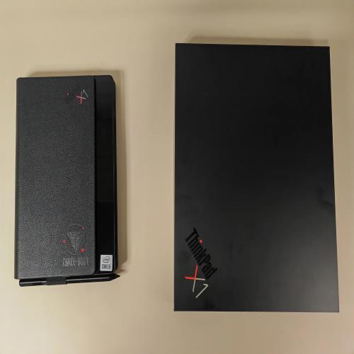 ThinkPad X1 Fold全球首款可折叠个人笔记本上手了