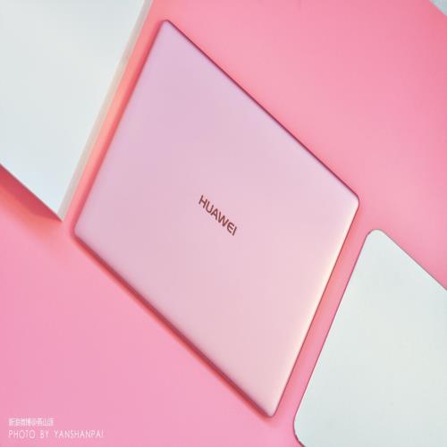 全球最小13英寸笔记本，HUAWEI MateBook X首发评测