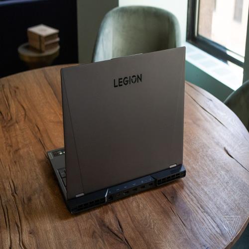 联想笔记本电脑LEGION 5I PRO（2022）评测：非常迅速，非常实用
