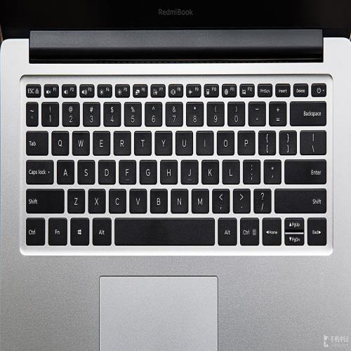 RedmiBook 14笔记图赏 金属材质机身+窄边框设计
